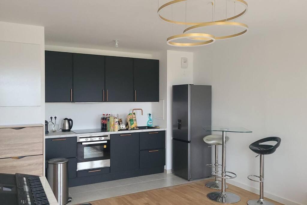 סאריס Appartement Chic 5 Min Disneyland/Vallee Village מראה חיצוני תמונה