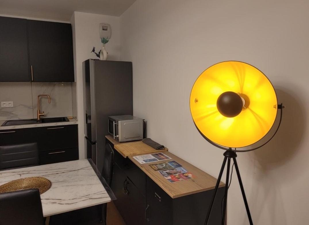 סאריס Appartement Chic 5 Min Disneyland/Vallee Village מראה חיצוני תמונה
